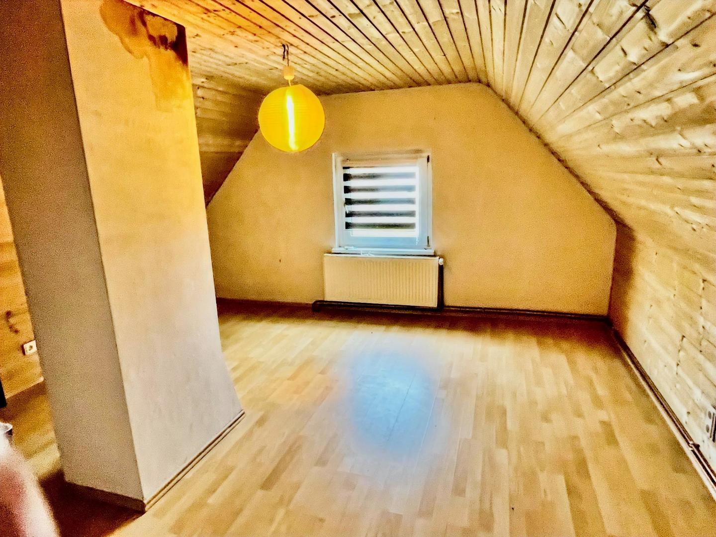 Kleines Zimmer im DG