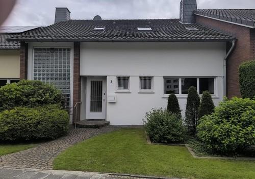 Haus Front