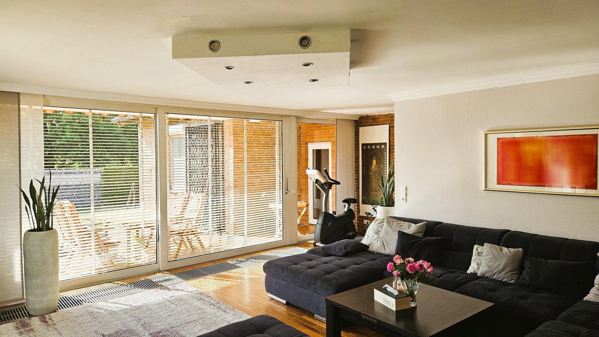 EG-Wohnzimmer-Terrasse