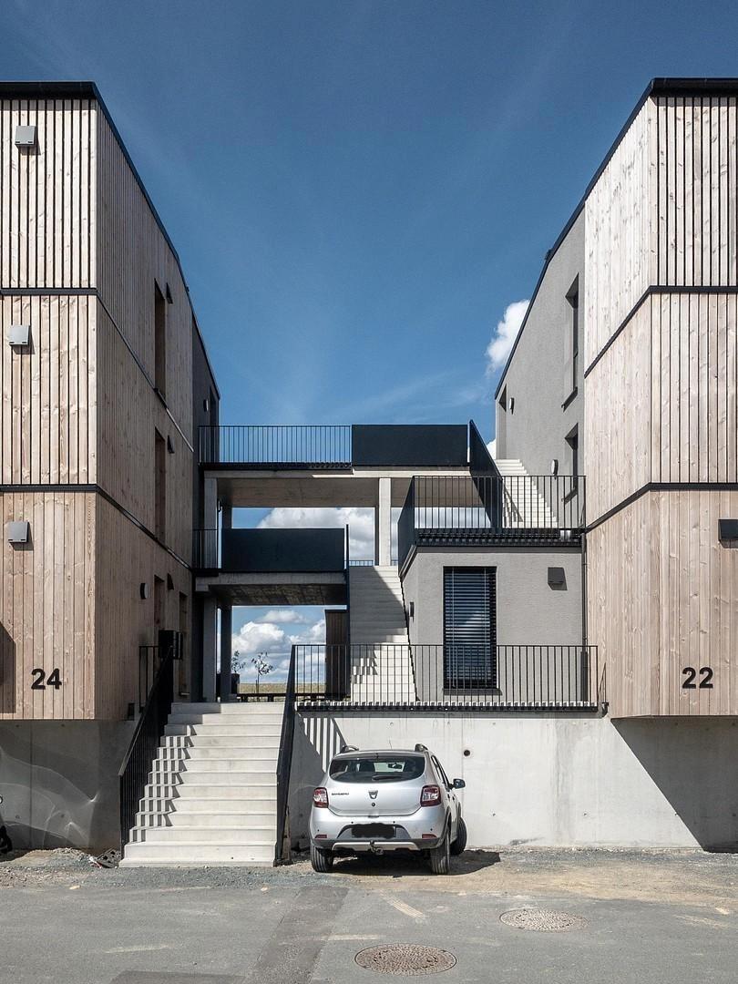 Treppenanlage + Gem.balkone