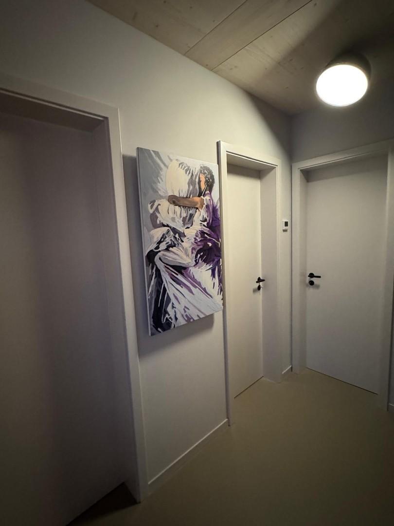 Wandfarbe mit Türen
