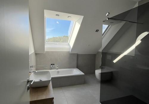 Badezimmer 2. OG