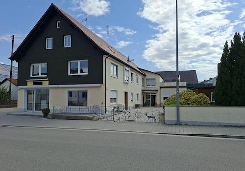 Hausansicht von Westen
