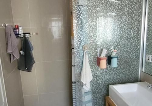 Dusche im Bad