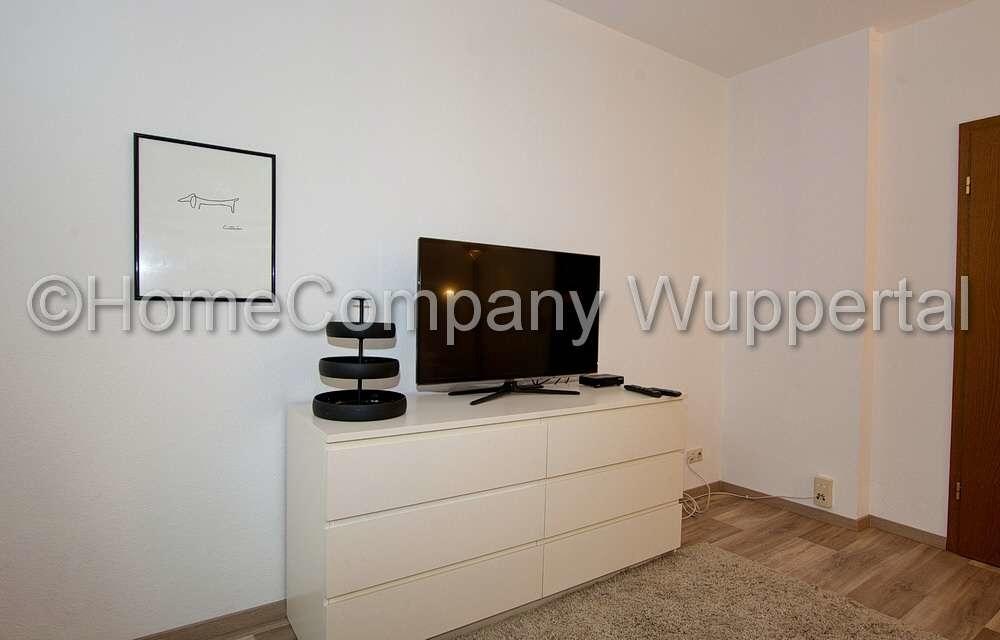Flachbild-TV