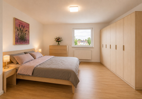 OG Schlafzimmer möbliert 