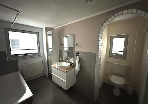 Badezimmer unten Vorderhaus