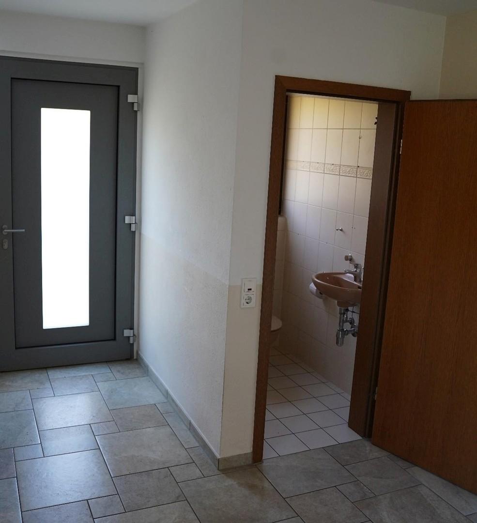 Haustüre mit Gäste WC