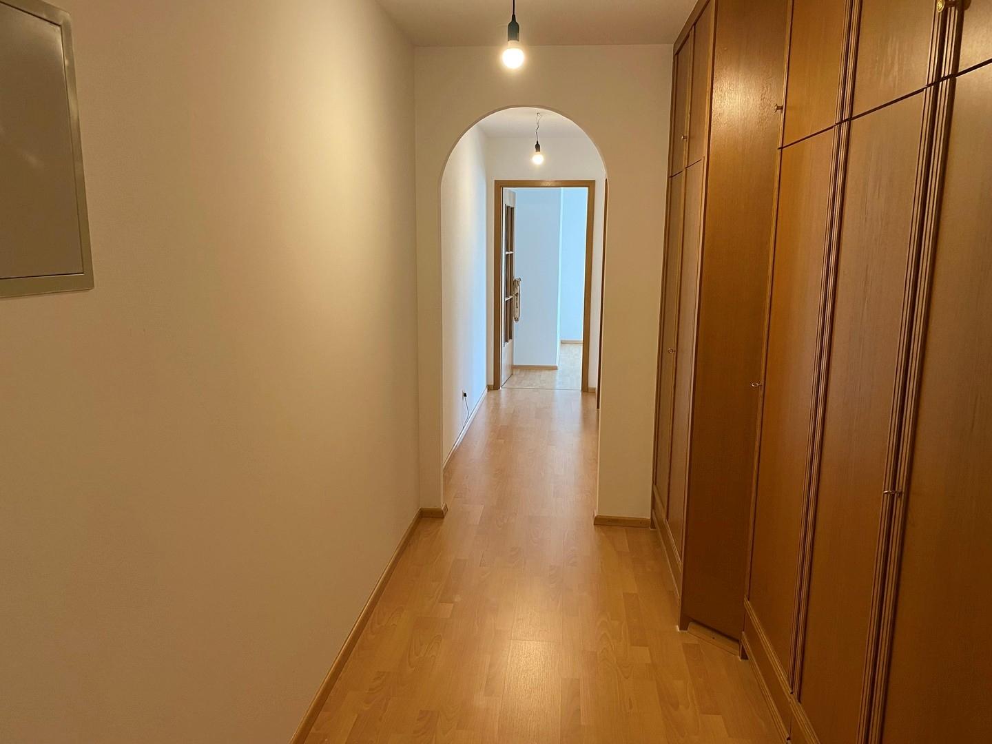 Gang mit Einbauschrank