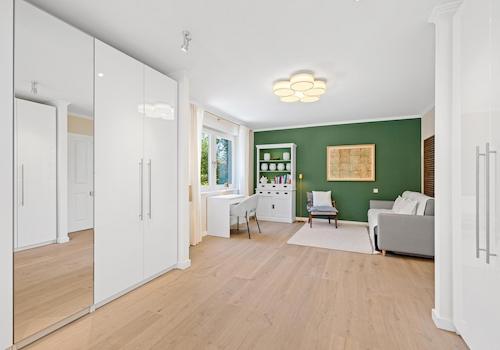 OG Schlafzimmer mit Ankleide