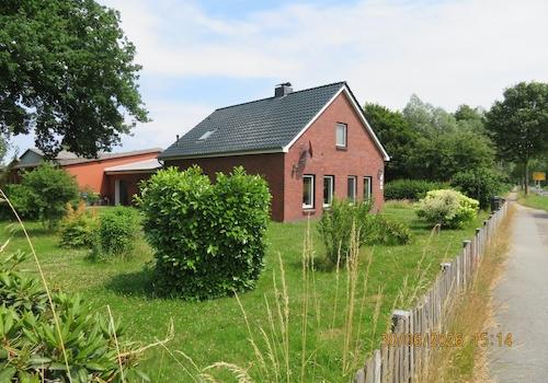 Haupthaus West-Ansicht