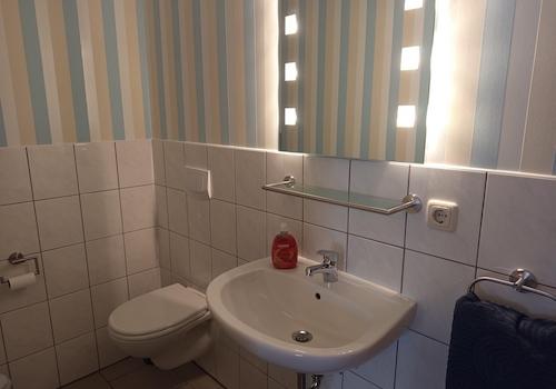 WC Apartments