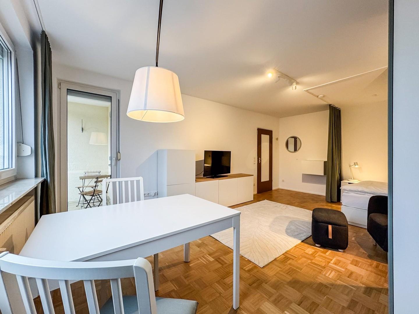 Zimmer 1 - Bild b