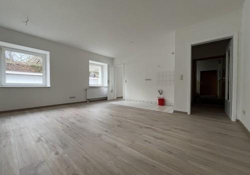 Wohnzimmer mit Küche