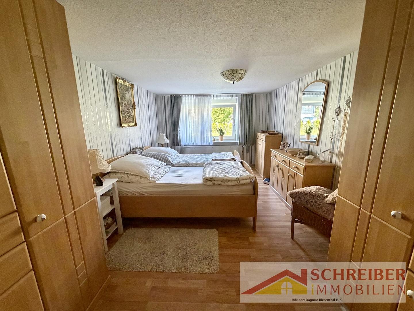 Schlafzimmer EG