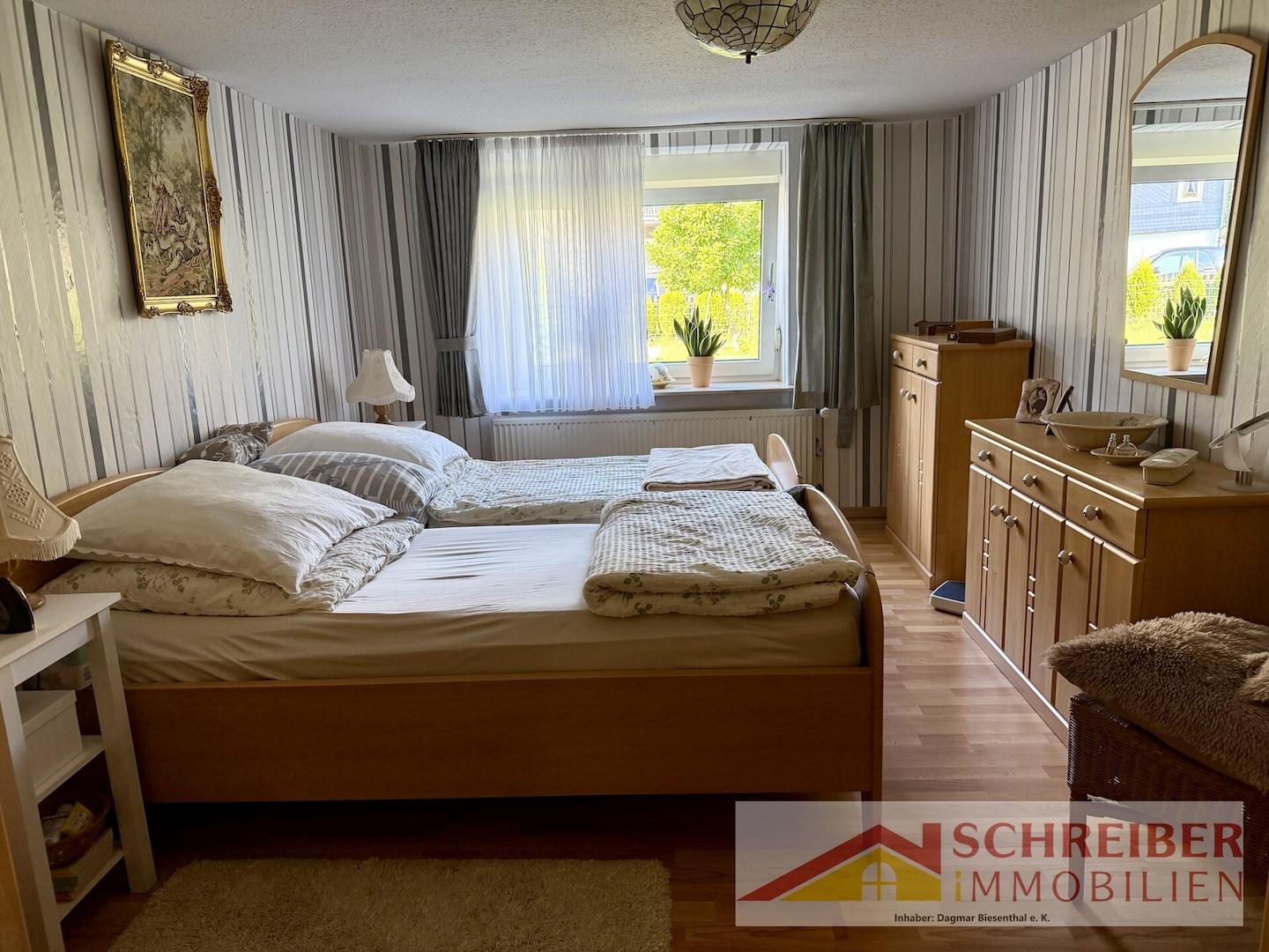 Schlafzimmer EG
