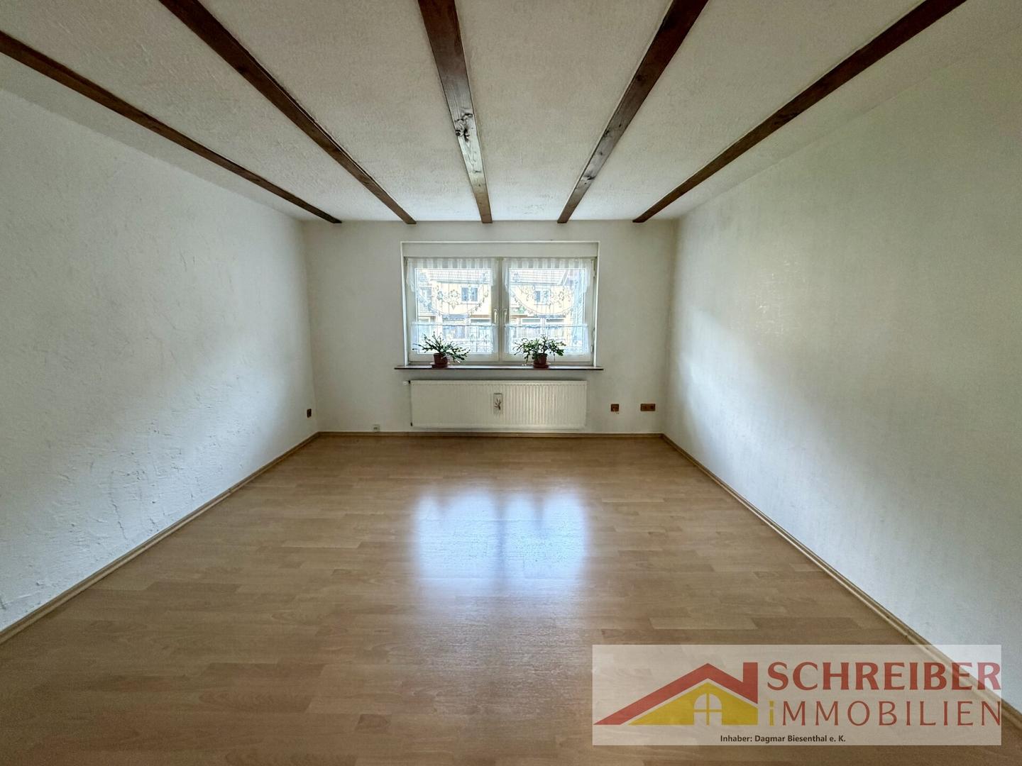 Wohnzimmer 1 OG