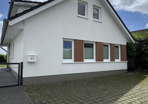 Nordseite zur Straße