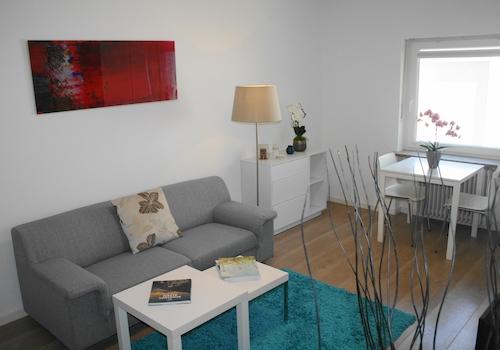 Couch Neu