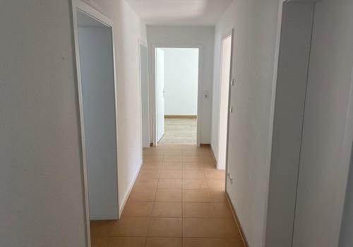Flur von der Wohnungstür aus