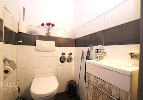 Separates WC