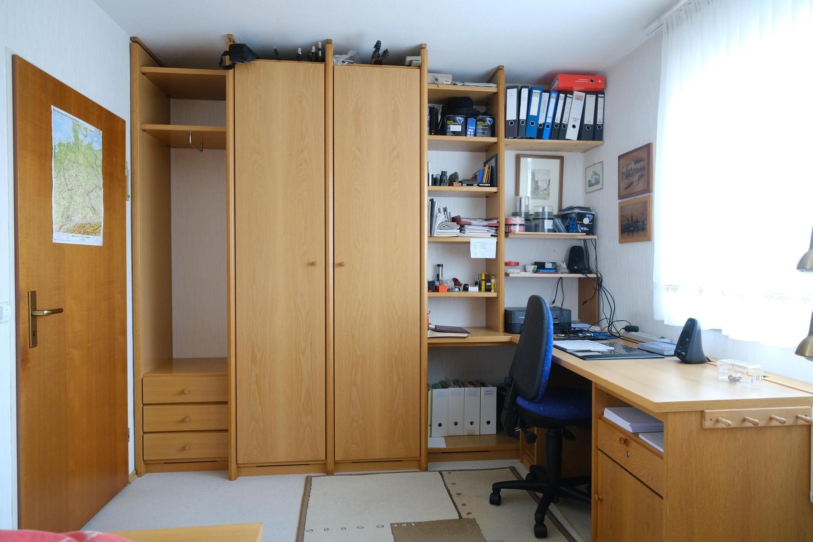 Kinder-/Arbeitszimmer