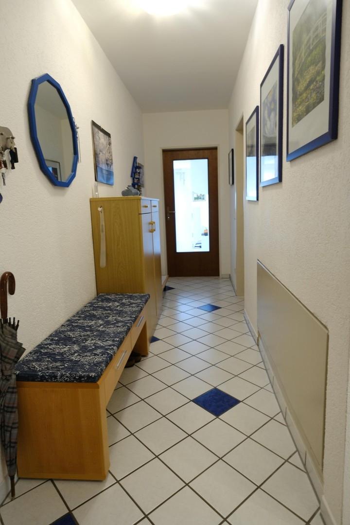 Flur Richtung Wohnzimmer