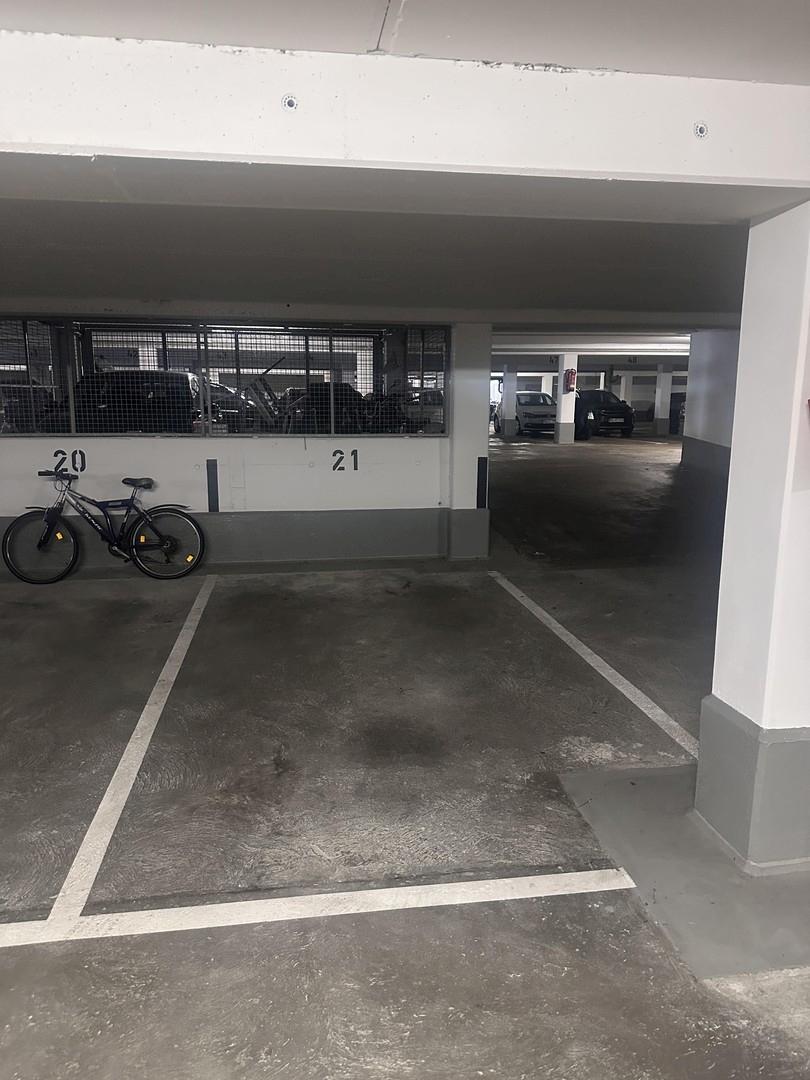 Tiefgaragenstellplatz