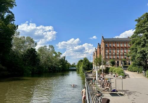 Uferpromenade Café Badehaus