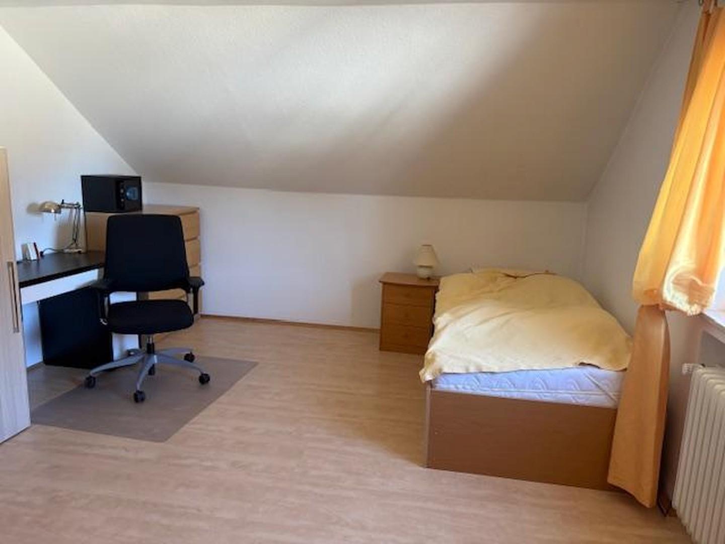 Wohn-/Schlafzimmer