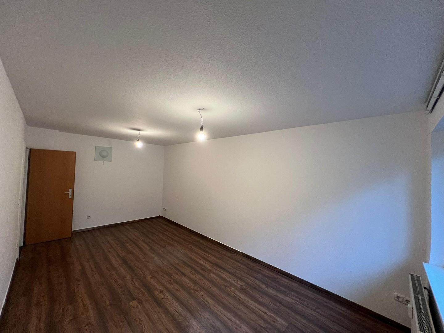 Gewerbe Zimmer 4