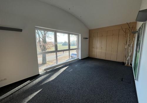 Büro 7
