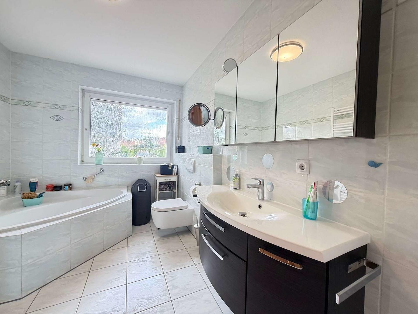 Badezimmer EG