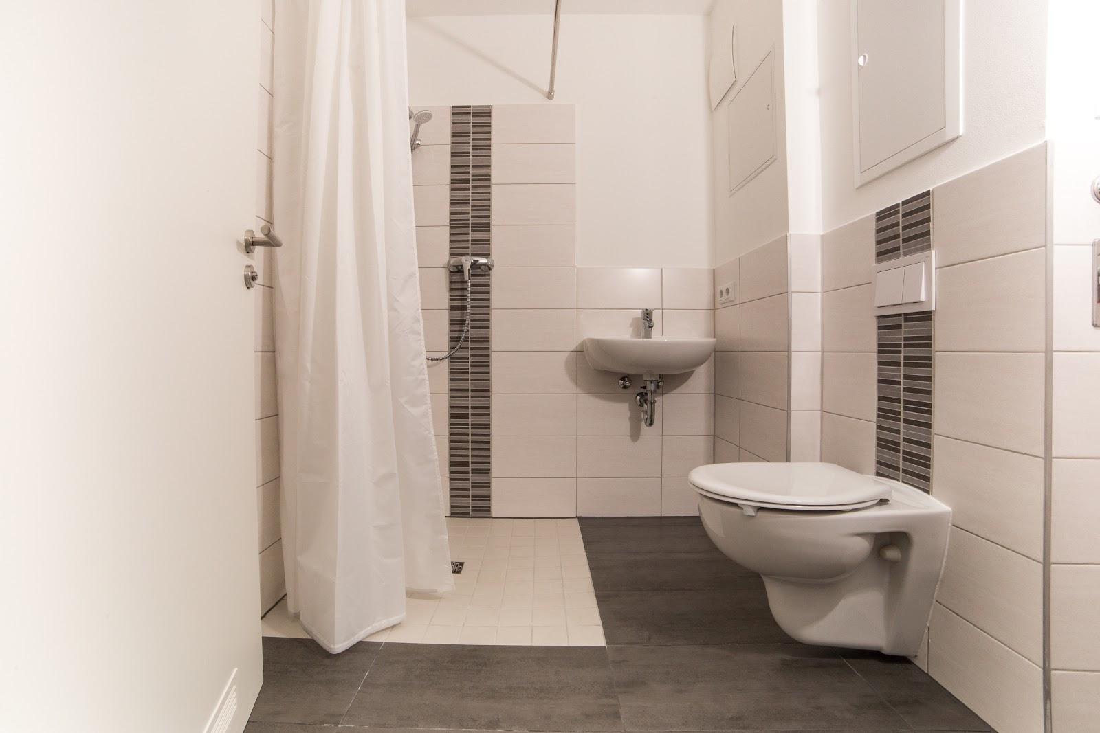 Beispiel Bad mit Dusche