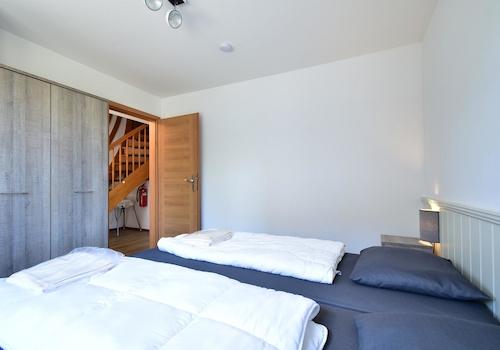 kaufen-freistehendes-ferienhaus-cochem-zweites-schlafzimmer-erdgeschoss-recreatieadviseurs-vakantiehuistekoop-nl.jpg