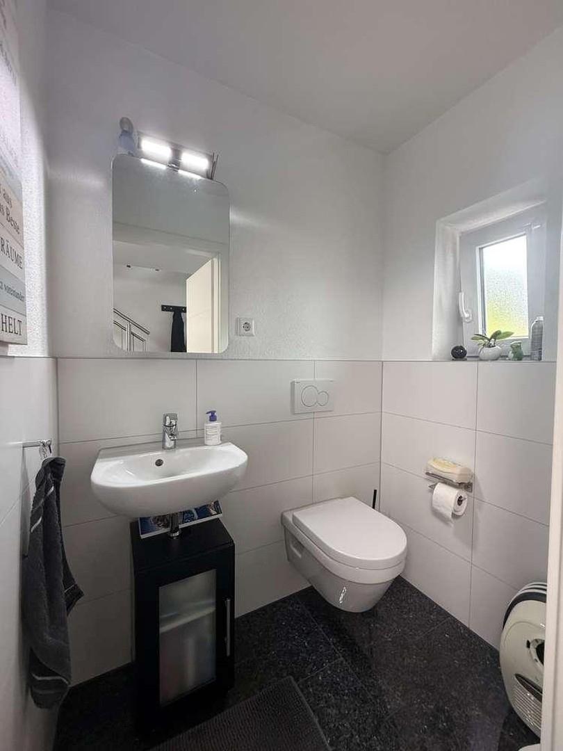 Gäste-WC EG