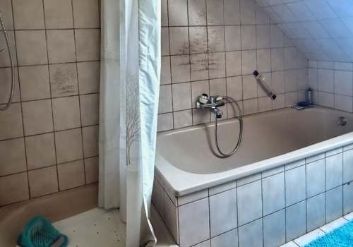 Badezimmer Dachgeschoss