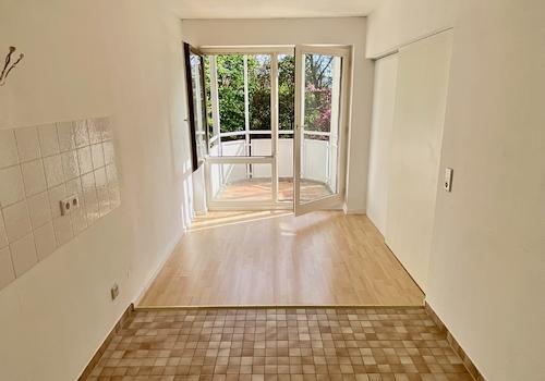 Von der Küche zum Balkon