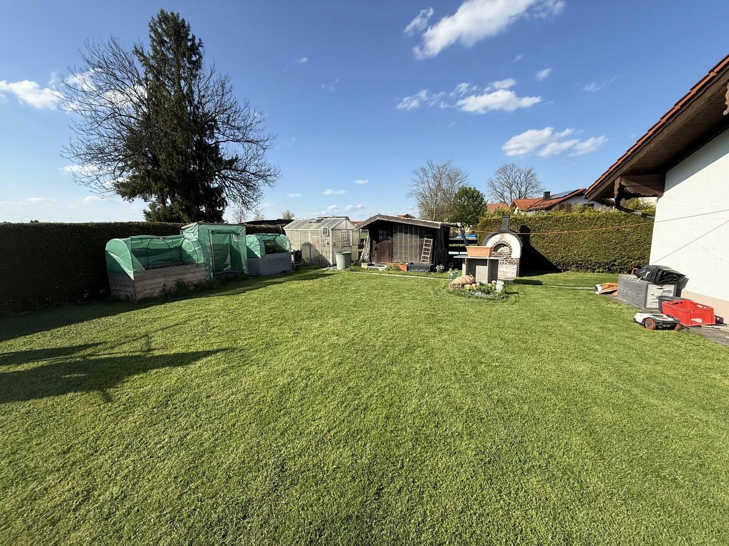 Garten hinten