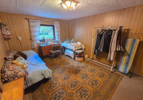 Zimmer 1 KG