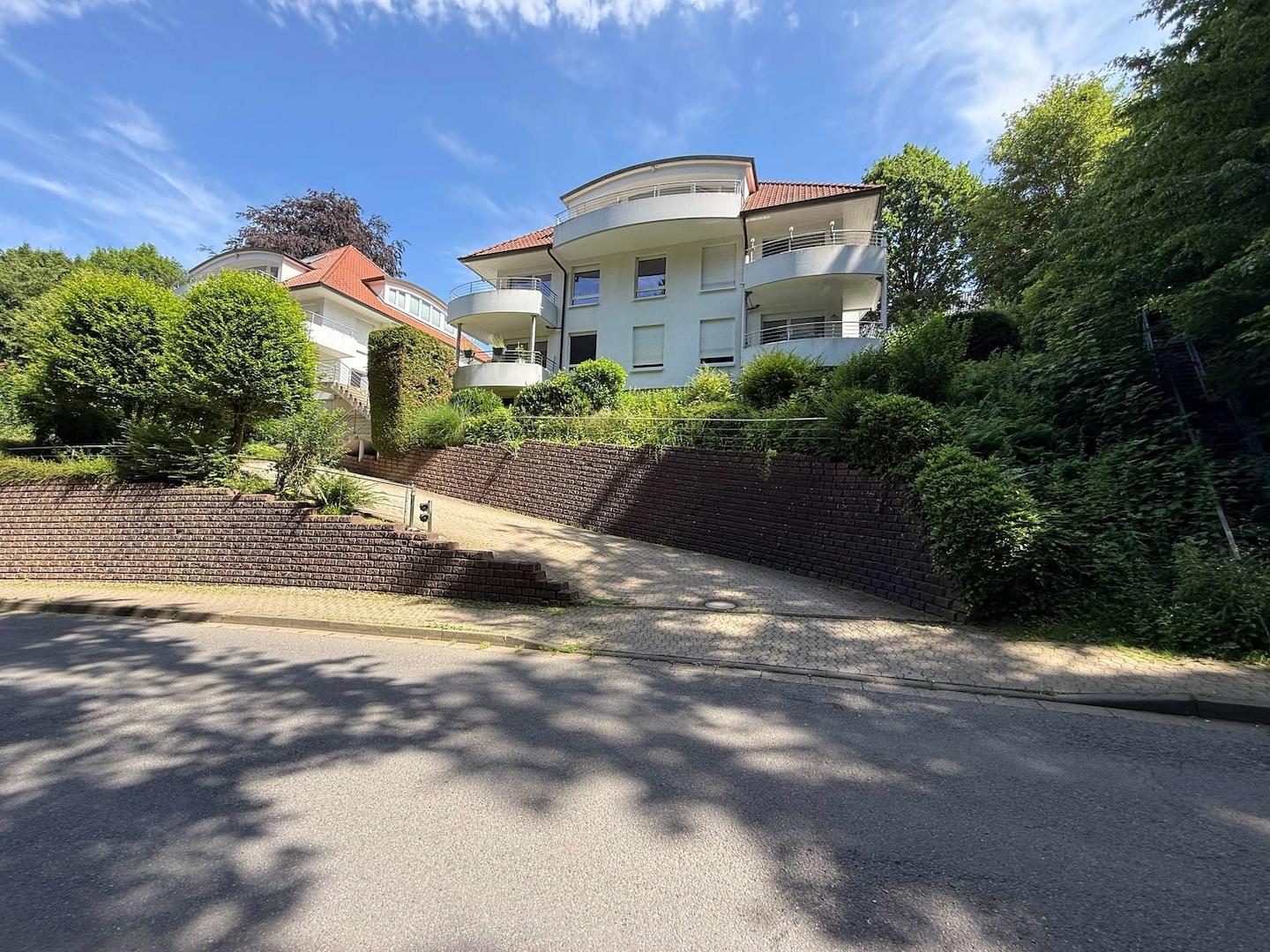 Außenansicht / Straßenseite