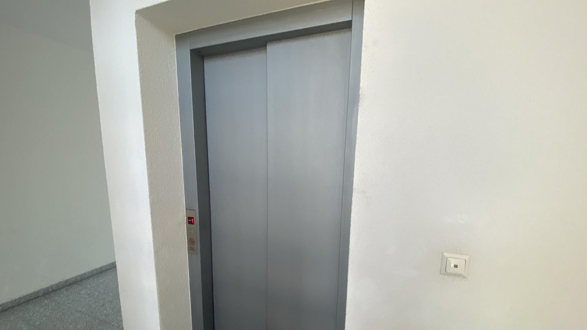 Aufzug