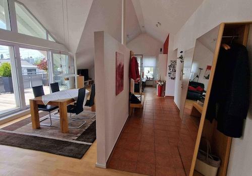 Flur, gefliest