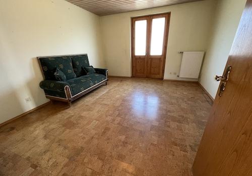 Schlafzimmer im 1. OG mit Balkon