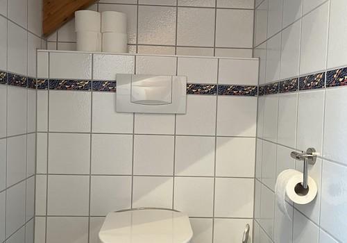 Toilette im 2.OG
