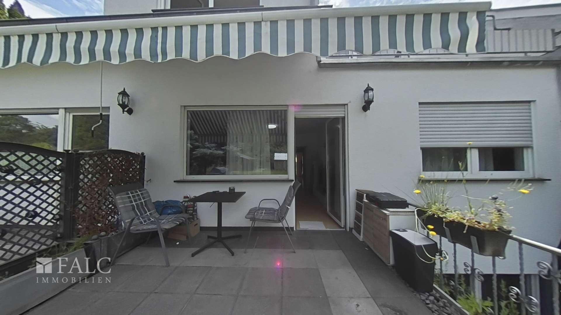 EG links Terrasse