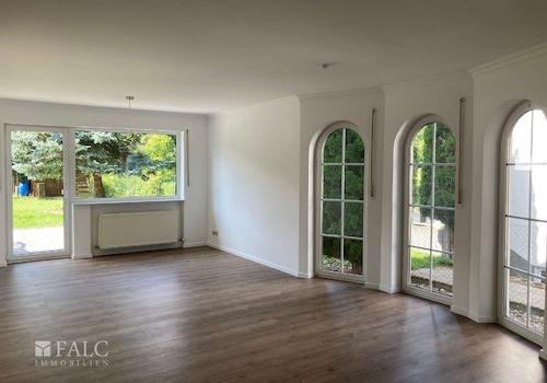 EG rechts Wohnzimmer