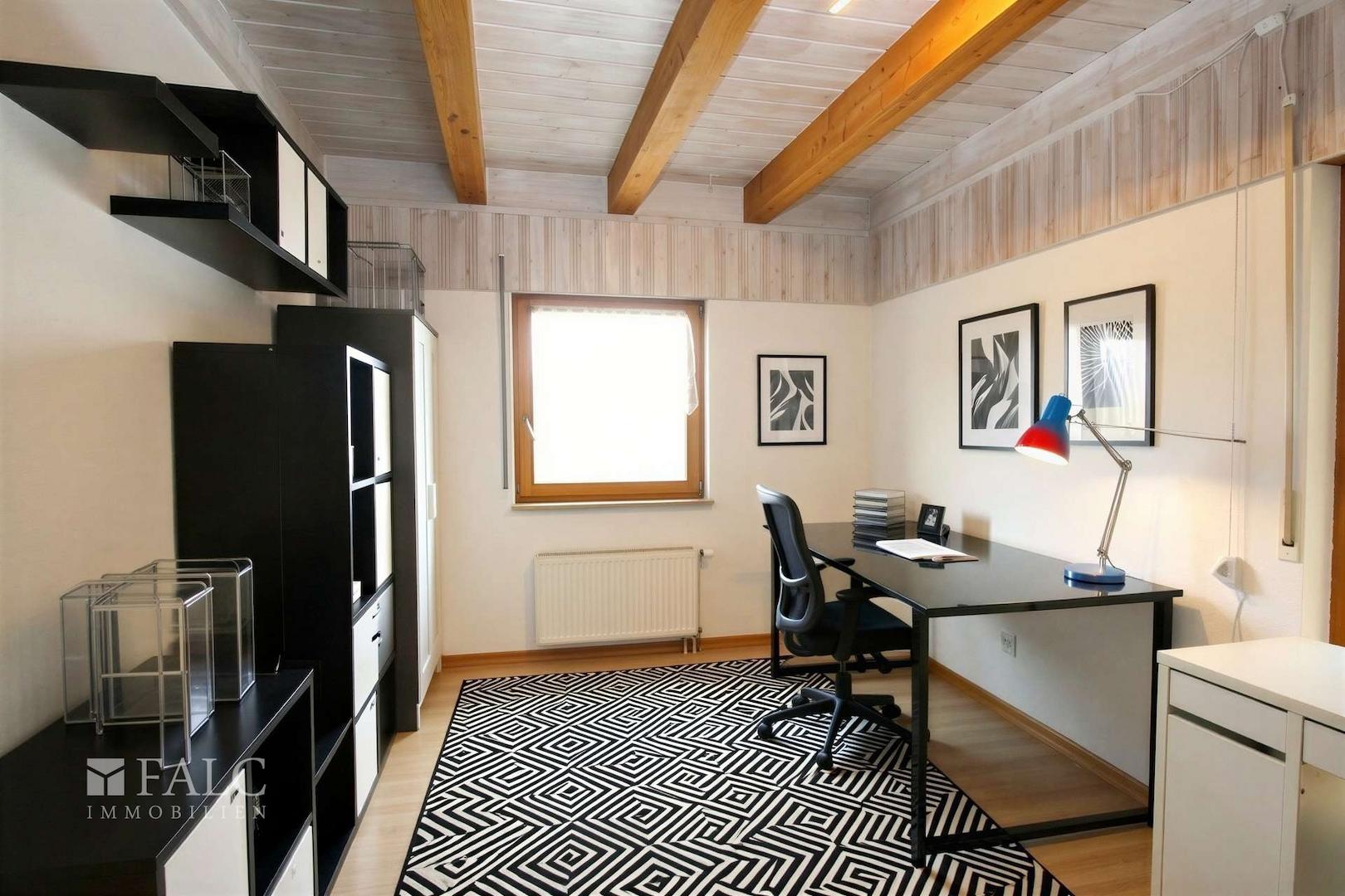 EG-Arbeitszimmer - (KI generiert)