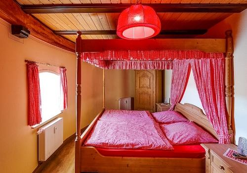 Im Ferienhaus (4)