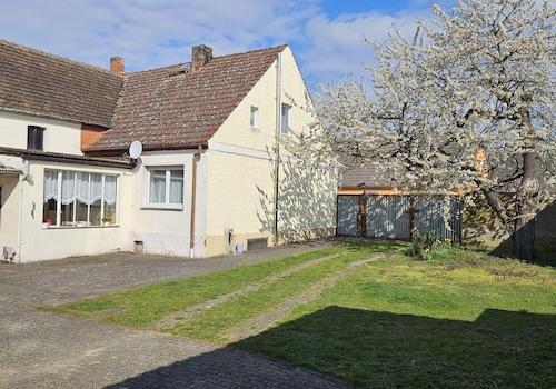 Seitenansicht des Hauses